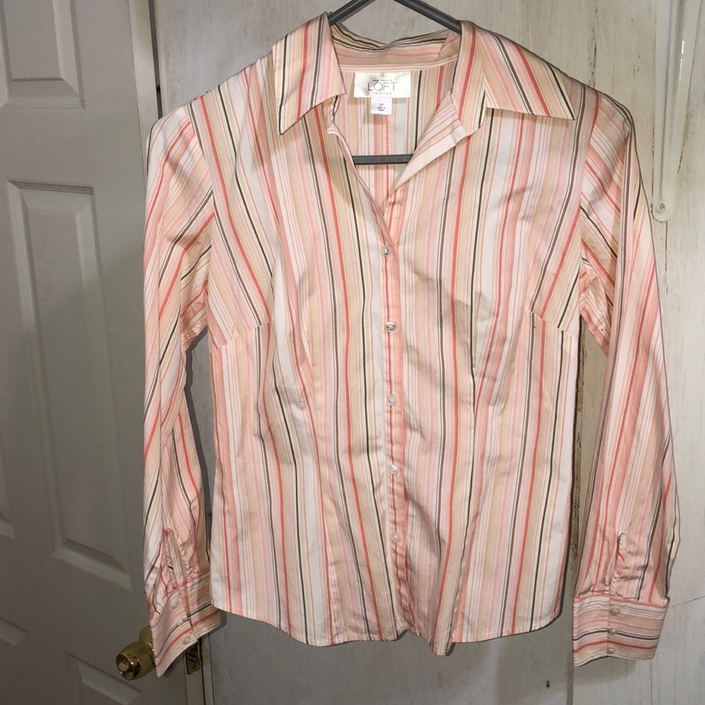 Ann Taylor LOFT button down shirt
